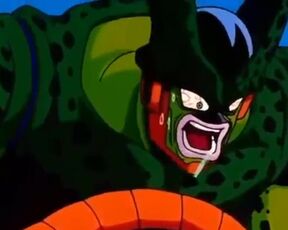 Cell Pegando a Número 18 De Jeito - Dragon Ball Z