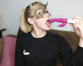 Deep Suck, Deepthroat, Minet, Blowjob, Big Dildo, Hot Blonde, Webcam, Julanjon, 1080HD, 60FPS